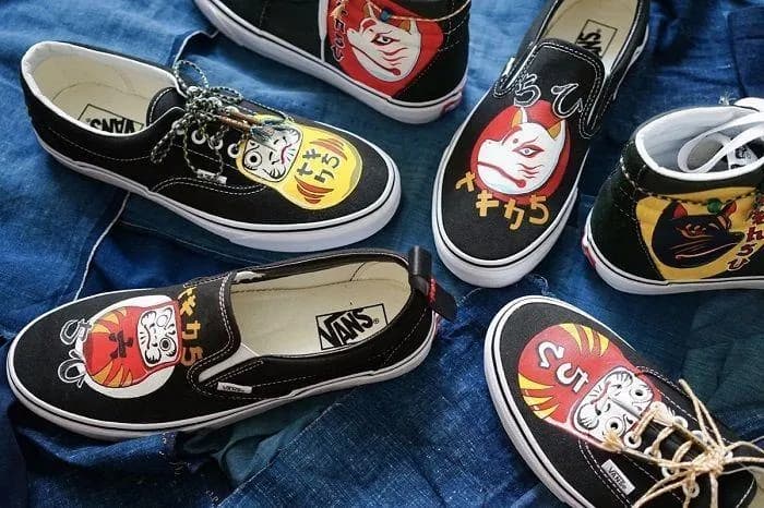 Giày Custom Có Giặt Được Không? Nguyên Tắc Làm Sạch An Toàn