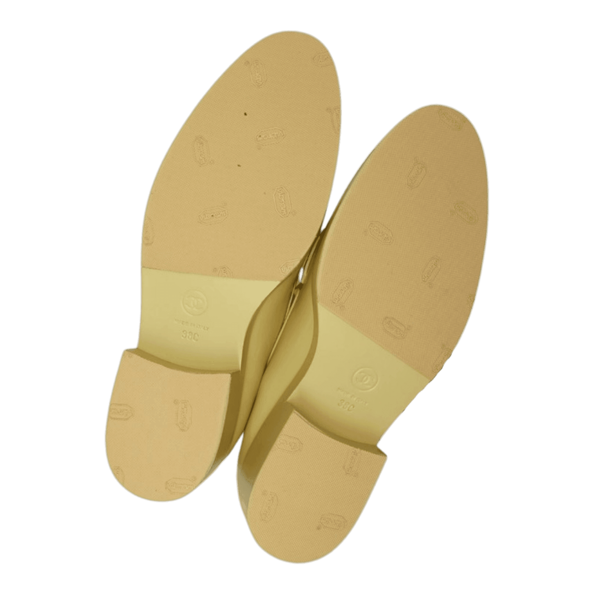 Sole Vibram trên giày Chanel - after