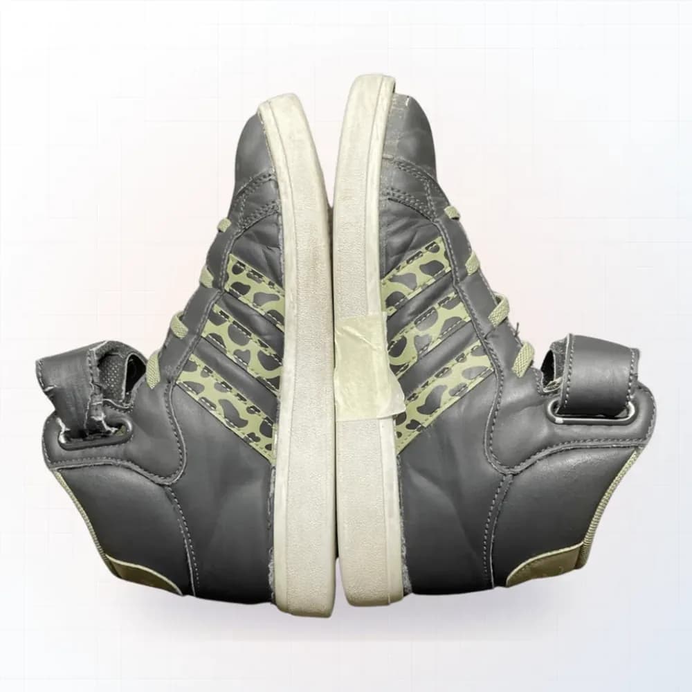 Sneaker Adidas trước khi dán lại đế & khâu gia cố tại EXTRIM