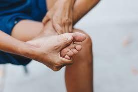 6 sai lầm mang giày bị đau chân khiến bạn dễ gặp chấn thương