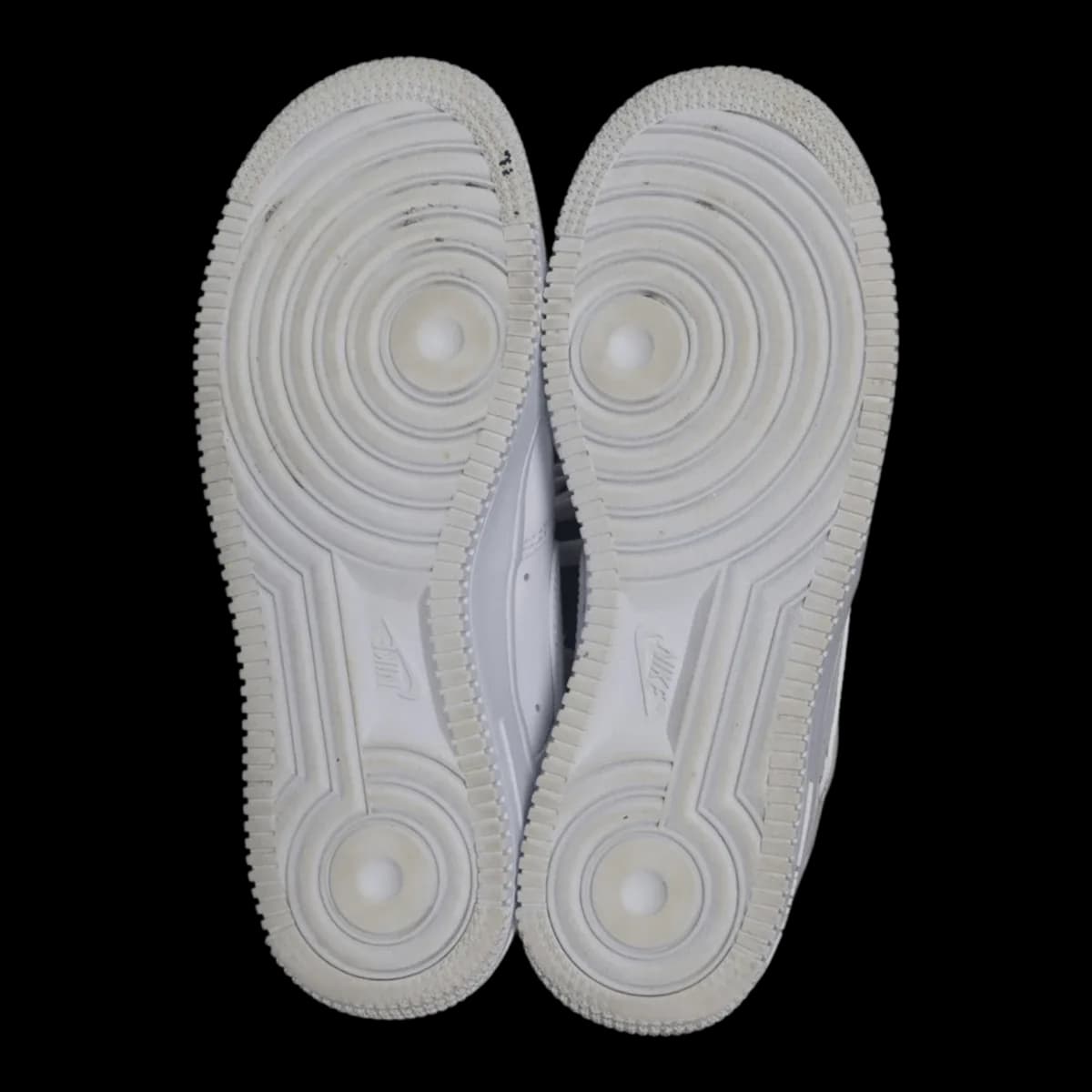 Vệ sinh spa sneaker Nike - after chi-tiet at EXTRIM