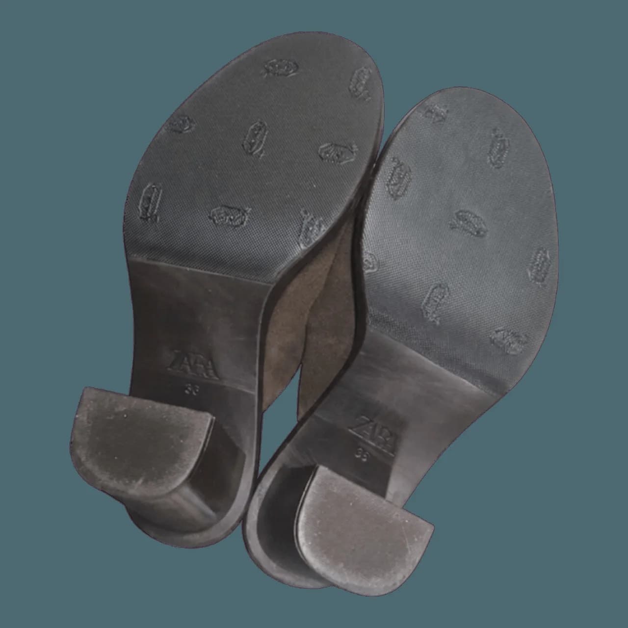 Sau khi dán đế bảo vệ vibram ý tại EXTRIM: Zara mule gót vuông đen — dán đế Vibram hoàn thiện sạch đẹp