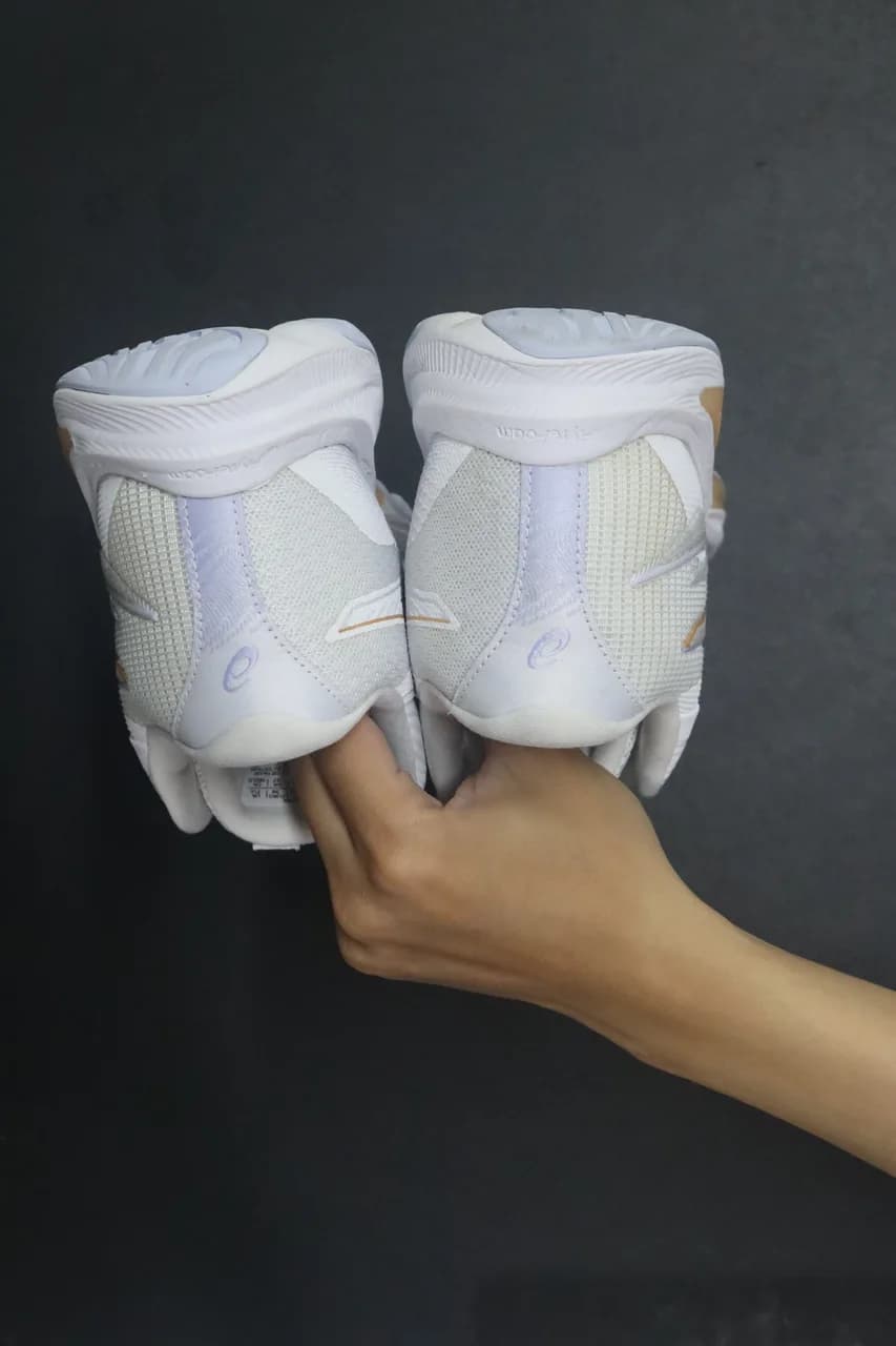 Sau khi tẩy ố vàng thân giày vải tại EXTRIM: tay-o - Asics (115435_p02) hoàn thiện sạch đẹp