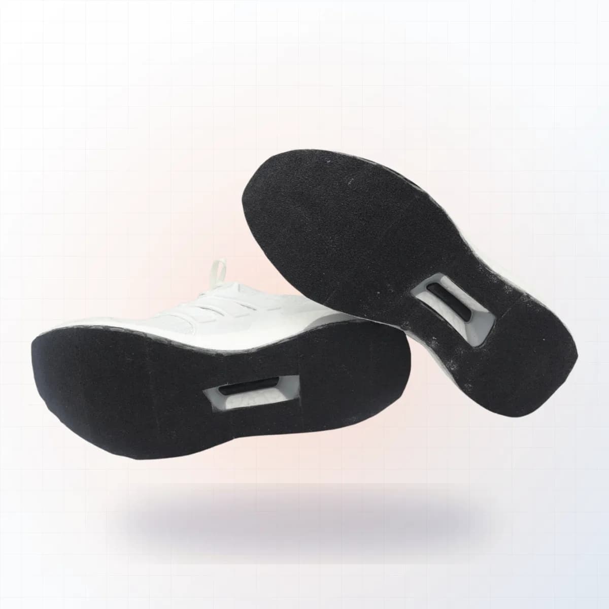 Adidas sneaker mặt đế sau khi hoàn thiện tại EXTRIM