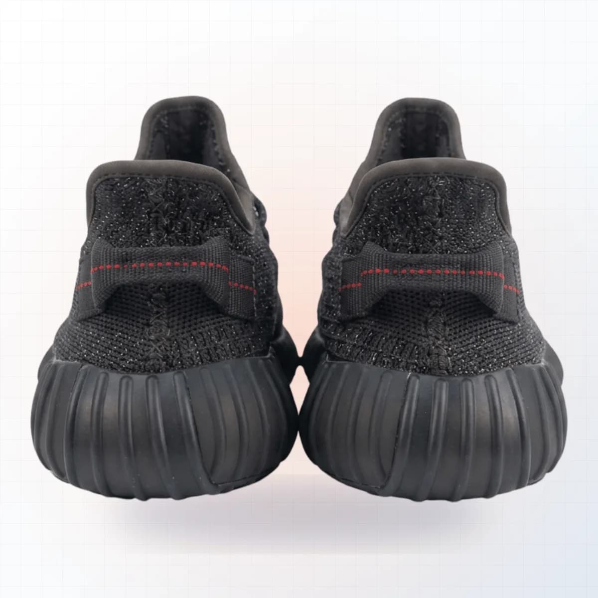 Adidas sneaker gót sau khi hoàn thiện tại EXTRIM