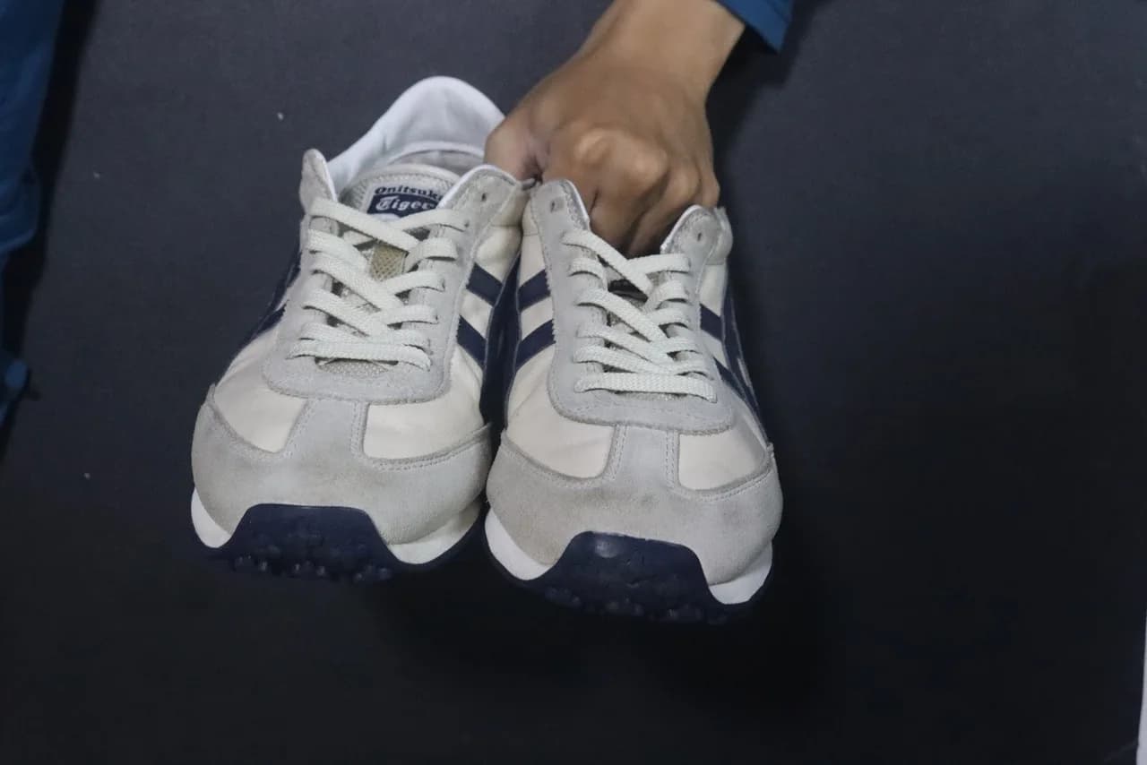 Sau khi ốp da / thay da thẩm mỹ thân giày tại EXTRIM: OS - Thay/Ốp Da - Thẩm Mỹ - Onitsuka Tiger (116951/1979) hoàn thiện sạch đẹp
