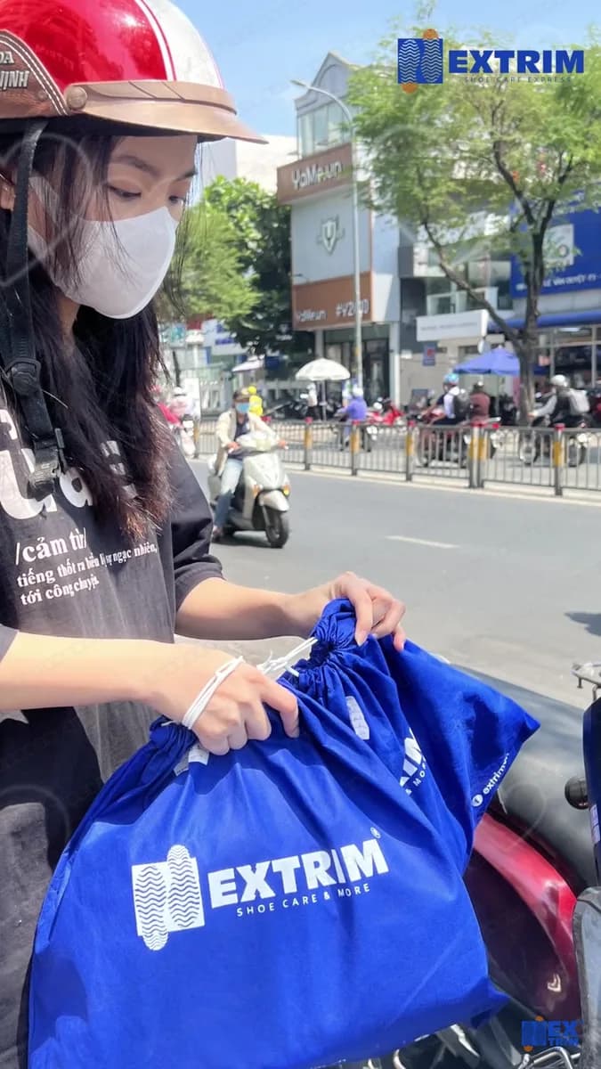 Giao nhận túi đựng giày EXTRIM