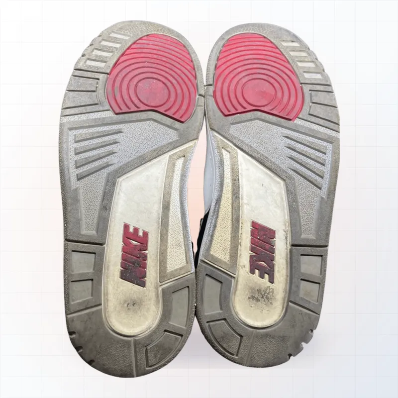 Nike Jordan with worn sole — Full sole replacement (before)