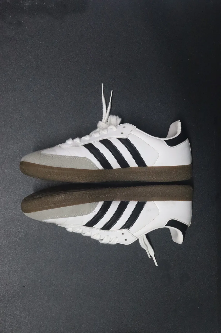 Sau khi spa phục hồi giày da lộn tại EXTRIM: adidas Samba hoàn thiện sạch đẹp