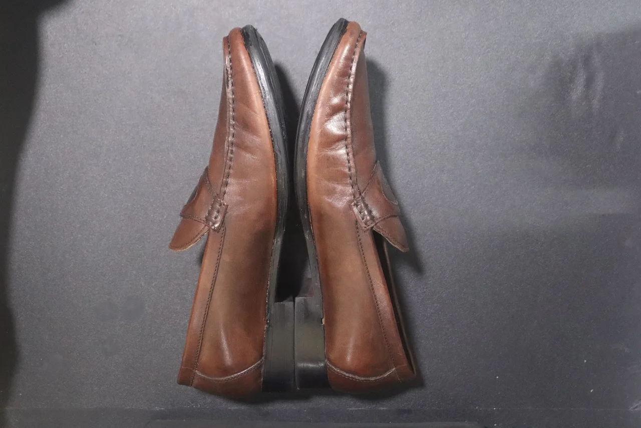 Sau khi dán đế toàn bộ & khâu may đế giày tại EXTRIM: Dán Đế Lớn + Khâu Mặt Đế - Hermès (119091/2265) hoàn thiện sạch đẹp