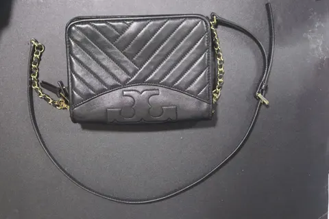 Túi Tory Burch sau xử lý tại EXTRIM