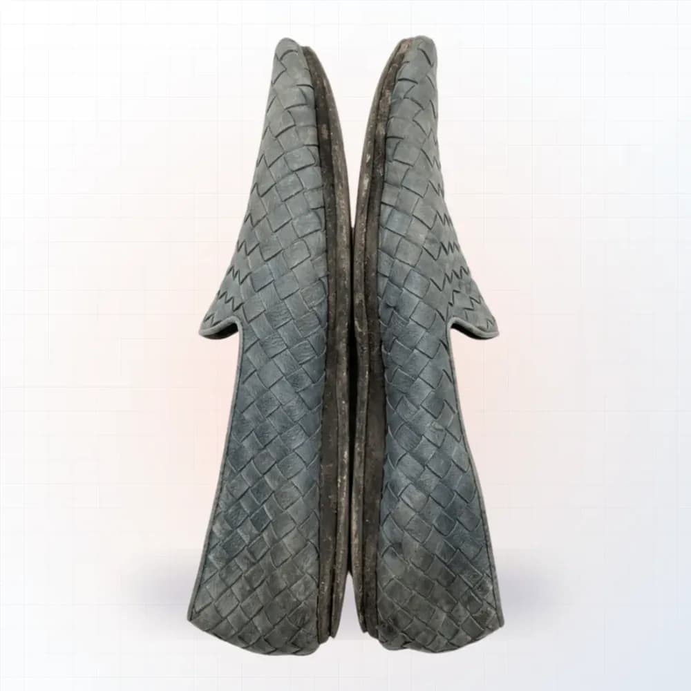 Loafer Bottega Veneta bạc màu trước khi phục hồi màu tại EXTRIM