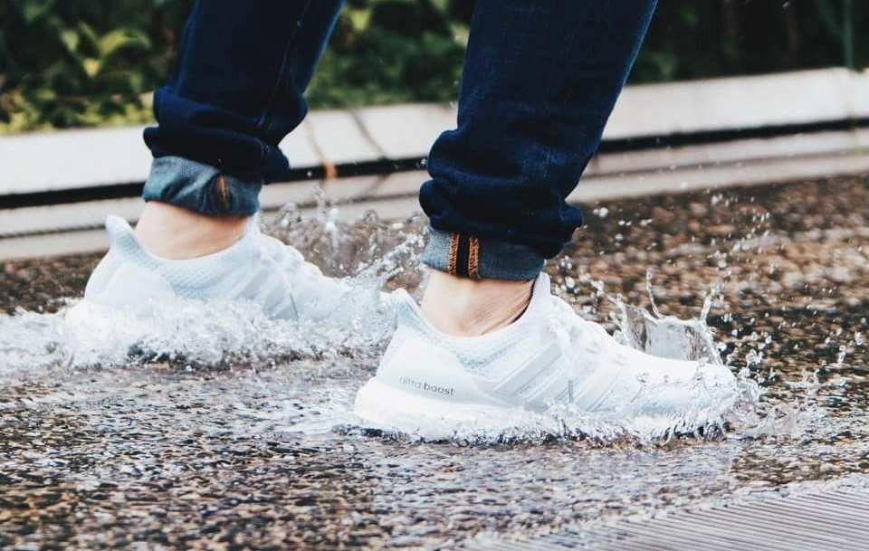 8 đôi giày sneaker đi mưa cực chất